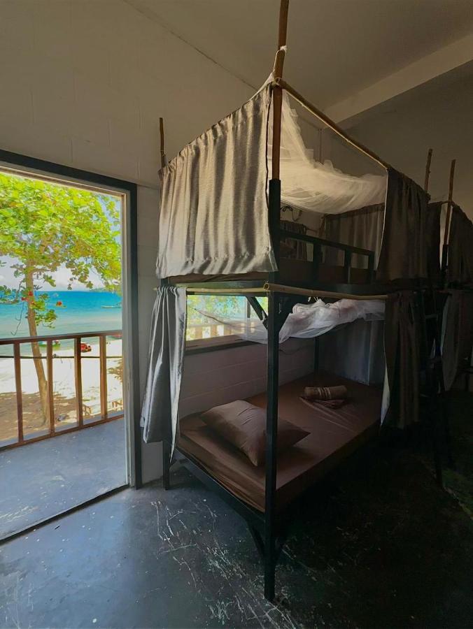 Seashell Guesthouse, Bar And Tattoos 高龙撒冷岛 外观 照片